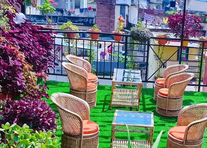 Hostel Yog Hostel- Social Backpacker In Thamel -rooftop-capsule Bunks Ac Kathmandu