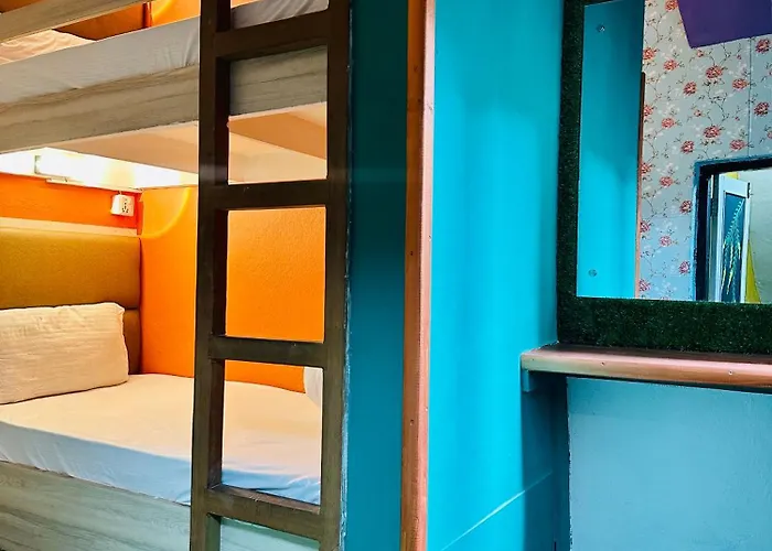 Yog Hostel- Social Backpacker In Thamel -rooftop-capsule Bunks Ac Hostel Kathmandu